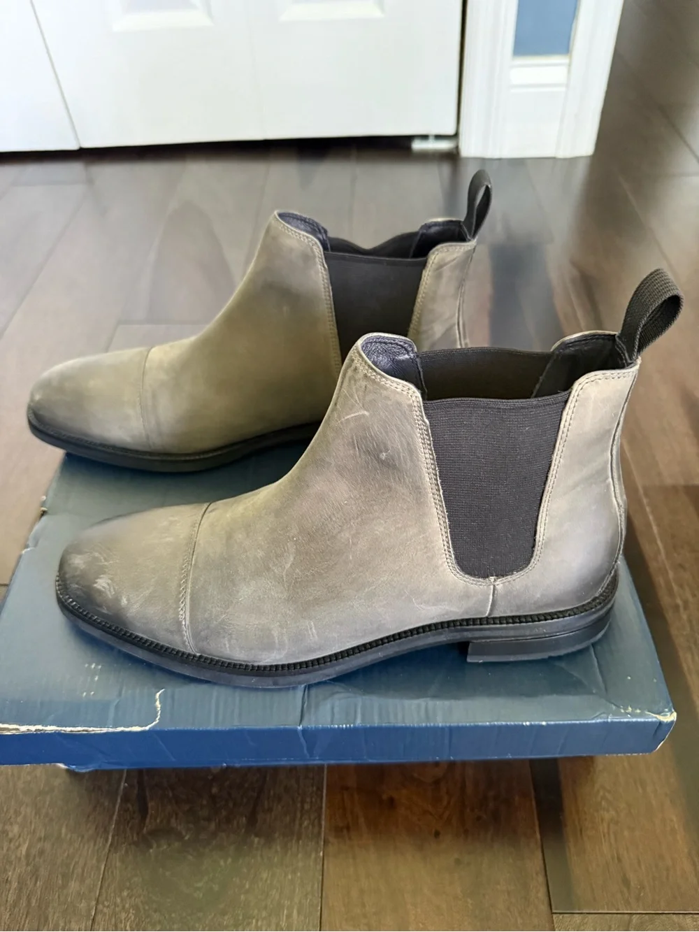Cole Haan Men's Chukka Boots in Gray